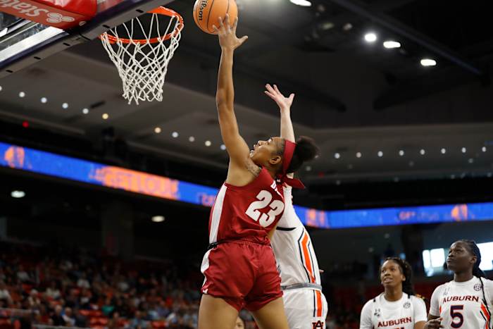 012322_WBB_DavisBr_Auburn_SL01354